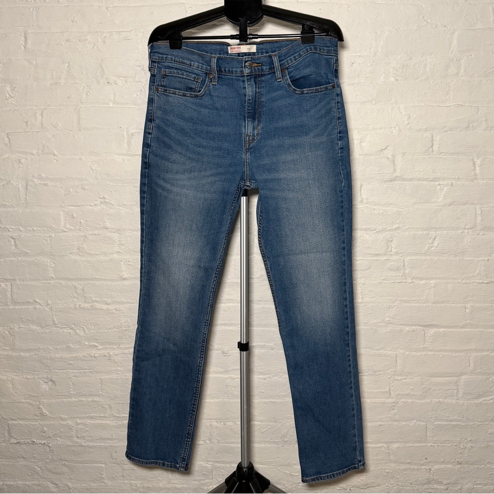 Levi’s Signature Slim Fit Washed Blue Men's Jeans
36 x 32